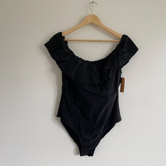 Kona Sol Swimsuit Off The Shoulder Ruffled One Piece Black Plus 20W - Picture 7 of 11